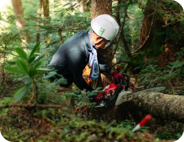 山岳土木<br class="hidden md:block" />事業